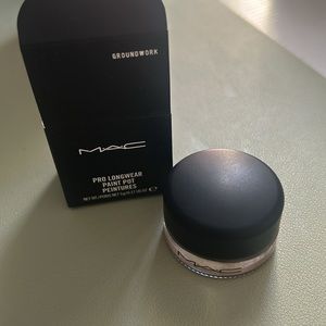 MAC Groundwork Paint Pot ( lightly swatched)